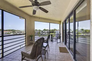 313 Lake Circle, North Palm Beach, FL 33408 - Photo 17