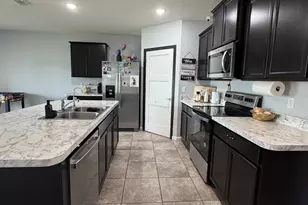 103 SW Oakridge Dr, Port Saint Lucie, FL 34984 - Photo 7