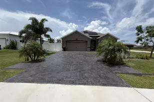103 SW Oakridge Dr, Port Saint Lucie, FL 34984 - Photo 3