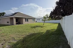 103 SW Oakridge Dr, Port Saint Lucie, FL 34984 - Photo 29