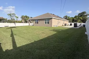 103 SW Oakridge Dr, Port Saint Lucie, FL 34984 - Photo 23