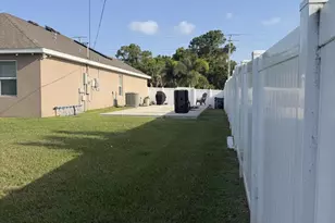 103 SW Oakridge Dr, Port Saint Lucie, FL 34984 - Photo 31