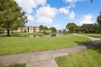 200 N Crestwood Court N #211, Royal Palm Beach, FL 33411 - Photo 21