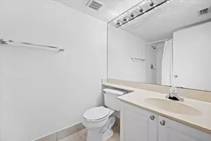200 N Crestwood Ct N, Royal Palm Beach, FL 33411 - Photo 15