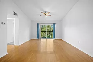 200 N Crestwood Ct N, Royal Palm Beach, FL 33411 - Photo 7