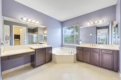 8396 Calabria Lakes Drive, Boynton Beach, FL 33473 - Photo 41