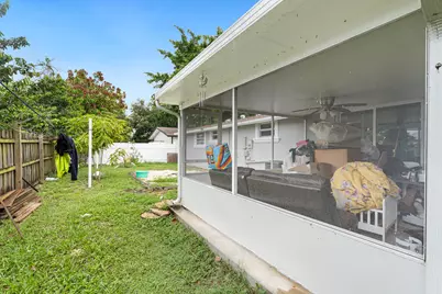 3872 Mackinac Road, Lake Worth Beach, FL 33462 - Photo 13