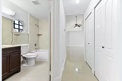 5421 Helene Circle, Boynton Beach, FL 33472 - Photo 17