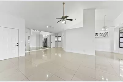 5421 Helene Circle, Boynton Beach, FL 33472 - Photo 5