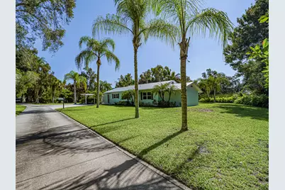 450 28th Court, Vero Beach, FL 32968 - Photo 3