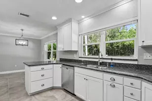 450 28th Ct, Vero Beach, FL 32968 - Photo 11