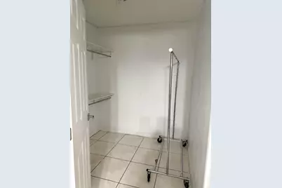 405 Lakeview Drive E, Royal Palm Beach, FL 33411 - Photo 9