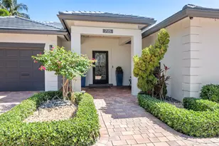 725 NE 36th St, Boca Raton, FL 33431 - Photo 13