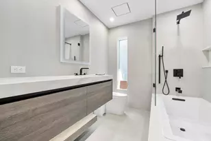 725 NE 36th St, Boca Raton, FL 33431 - Photo 17