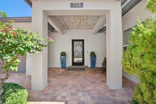 725 NE 36th St, Boca Raton, FL 33431 - Photo 13