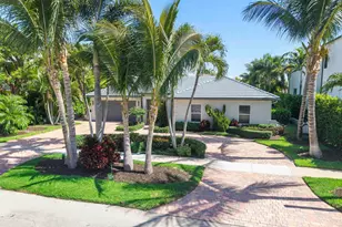 725 NE 36th St, Boca Raton, FL 33431 - Photo 3