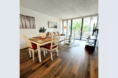 1830 Embassy Drive #306, West Palm Beach, FL 33401 - Photo 5