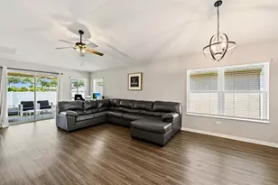 5435 NW Pine Trail Cir, Port Saint Lucie, FL 34983 - Photo 9