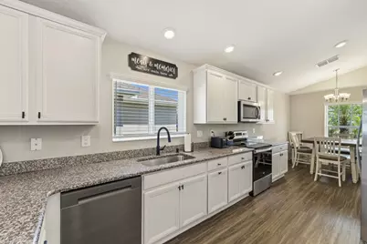 5435 NW Pine Trail Circle, Port Saint Lucie, FL 34983 - Photo 3