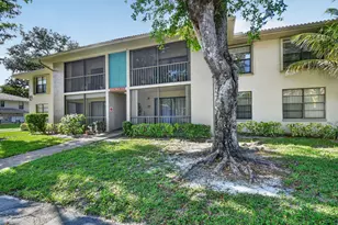9810 Pineapple Tree Dr, Boynton Beach, FL 33436 - Photo 1