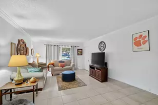 9810 Pineapple Tree Dr, Boynton Beach, FL 33436 - Photo 11