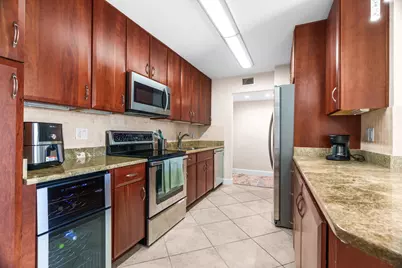 950 Ponce De Leon Road #4030, Boca Raton, FL 33432 - Photo 3