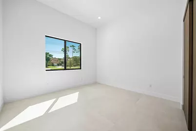 14817 Paddock Drive, Wellington, FL 33414 - Photo 37