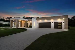 14817 Paddock Dr, Wellington, FL 33414 - Photo 3