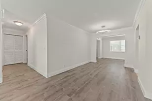 717 SW 16th St, Boynton Beach, FL 33426 - Photo 7