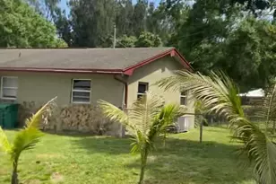 5298 Deleon Ave, Fort Pierce, FL 34951 - Photo 15
