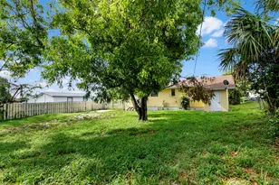1464 W 32nd St, Riviera Beach, FL 33404 - Photo 3
