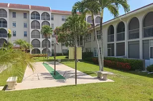 250 NE 20th St, Boca Raton, FL 33431 - Photo 37