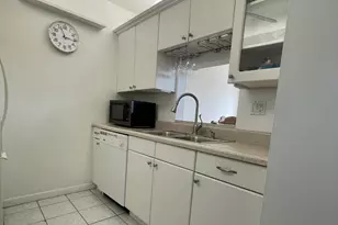 250 NE 20th St, Boca Raton, FL 33431 - Photo 21