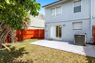 [Address not provided], Riviera Beach, FL 33404 - Photo 3