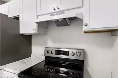 [Address not provided], Riviera Beach, FL 33404 - Photo 13