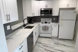 205 SE 11th Terrace, Dania Beach, FL 33004 - Photo 3