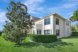 6646 Villa Sonrisa Dr, Boca Raton, FL 33433 - Photo 3