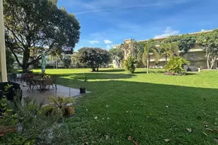 2615 NE 3rd Ct, Boynton Beach, FL 33435 - Photo 9