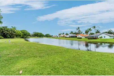 19325 Cherry Hills Terrace, Boca Raton, FL 33498 - Photo 9