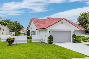 19325 Cherry Hills Terrace, Boca Raton, FL 33498 - Photo 11
