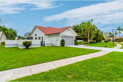 19325 Cherry Hills Terrace, Boca Raton, FL 33498 - Photo 11