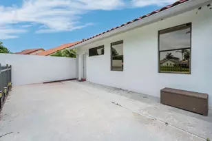 19325 Cherry Hills Terrace, Boca Raton, FL 33498 - Photo 59