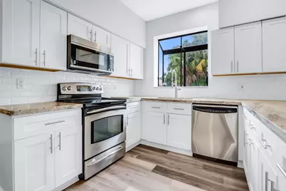 19325 Cherry Hills Terrace, Boca Raton, FL 33498 - Photo 29