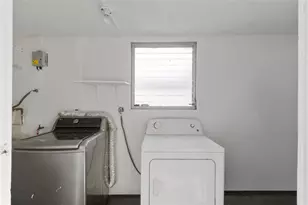 2001 NW 14th Ave, Fort Lauderdale, FL 33311 - Photo 9
