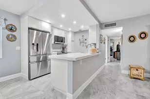 625 Normandy N, Delray Beach, FL 33484 - Photo 9