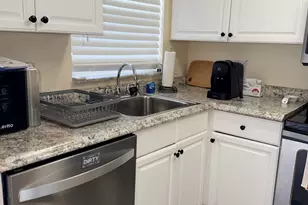 1630 Embassy Dr, West Palm Beach, FL 33401 - Photo 3