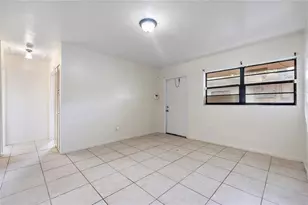 747 NW 14th Way, Fort Lauderdale, FL 33311 - Photo 5