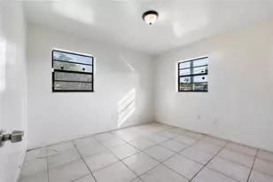 747 NW 14th Way, Fort Lauderdale, FL 33311 - Photo 9