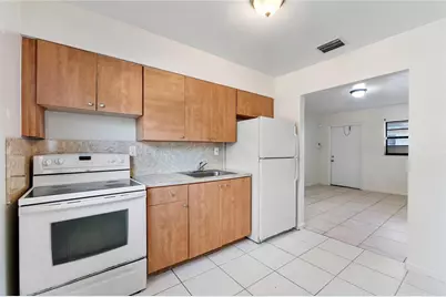 747 NW 14th Way #A, Fort Lauderdale, FL 33311 - Photo 7