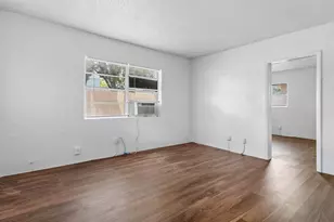 271 SW 1st St, Deerfield Beach, FL 33441 - Photo 3
